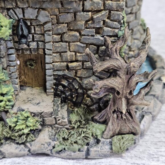 Hawthorne Village Universal Monster Frankenstein Castle Light Figurine Halloween - Picture 10 of 16